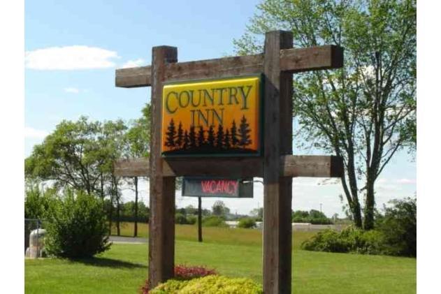 Country Inn - Licking Екстериор снимка